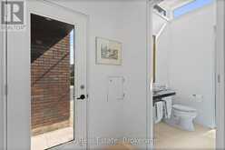 31 AUCHMAR ROAD | Hamilton Ontario | Slide Image Thirty-one