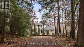 75 SILVER POINT DRIVE | Seguin Ontario | Slide Image Two
