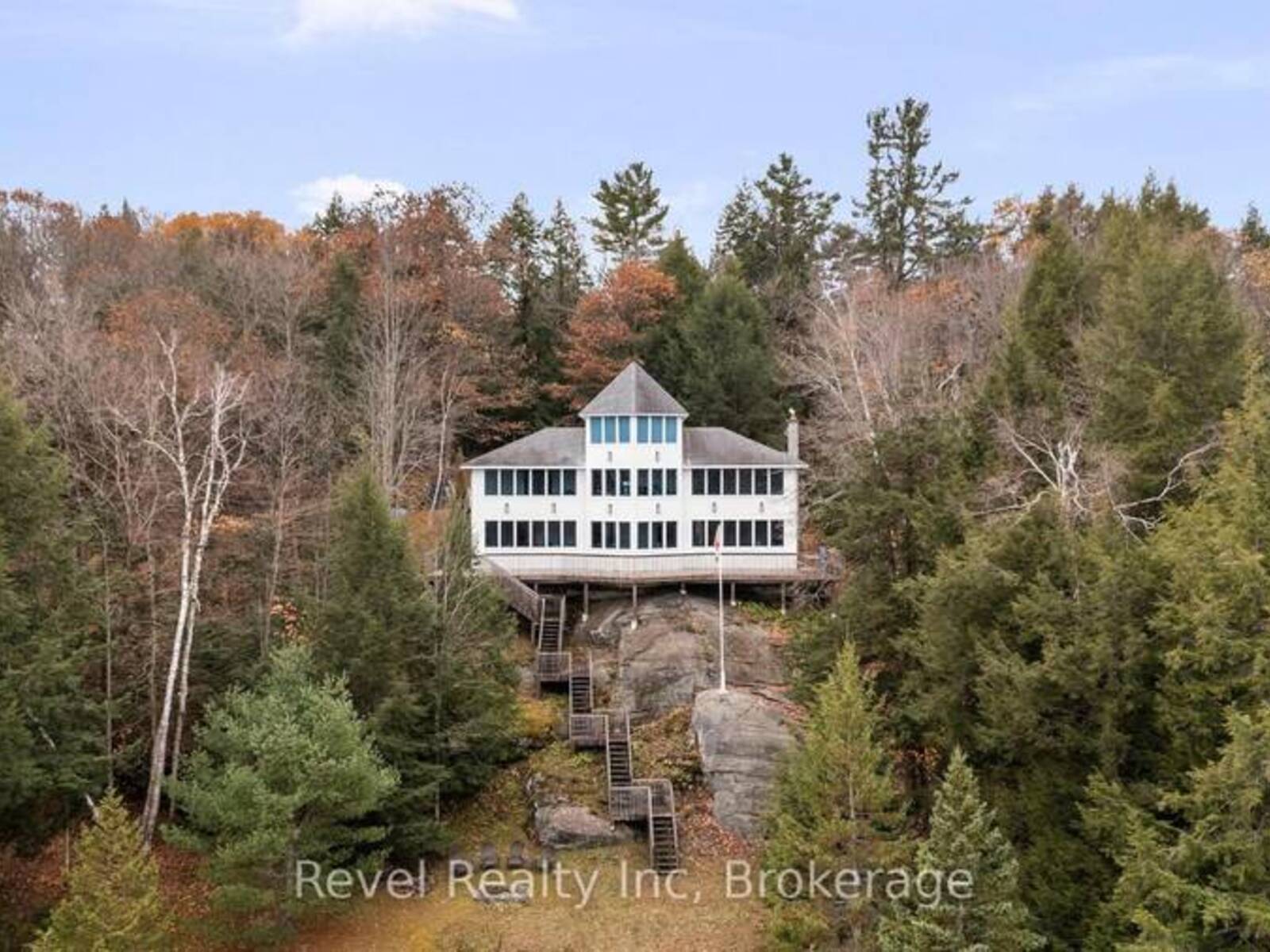 75 SILVER POINT DRIVE, Seguin, Ontario P2A 2W8