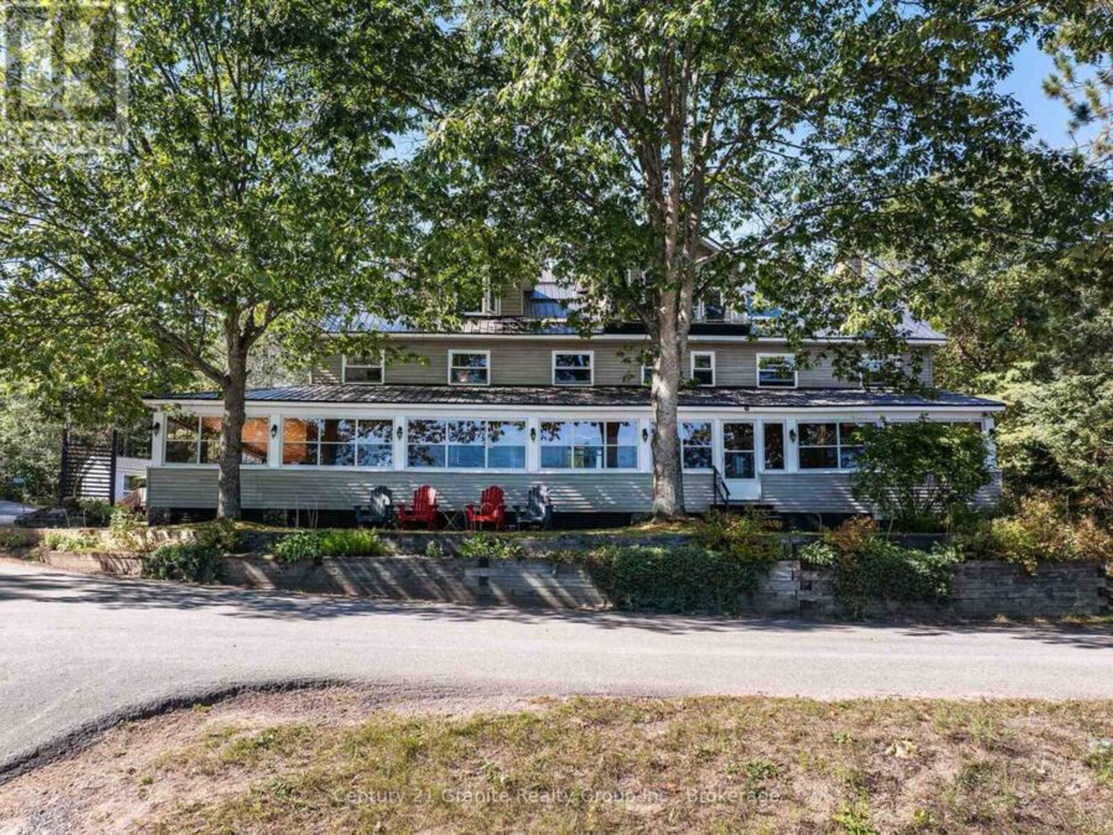 2029 LITTLE HAWK LAKE ROAD, Haliburton, Ontario K0M 1S0