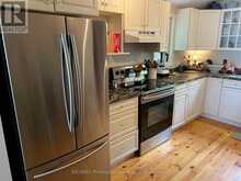 185 ENA DRIVE | Huntsville Ontario | Slide Image Fifteen