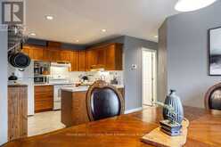 127 WALSH CRESCENT | Stratford Ontario | Slide Image Twelve