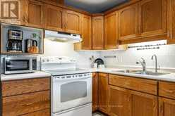 127 WALSH CRESCENT | Stratford Ontario | Slide Image Thirteen