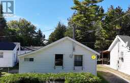 104 THIRD AVENUE N | Sauble Beach Ontario | Slide Image Eight