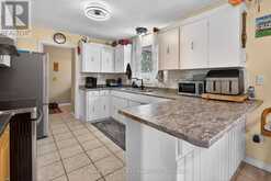 480 BRODERICK STREET | Tay Ontario | Slide Image Nine
