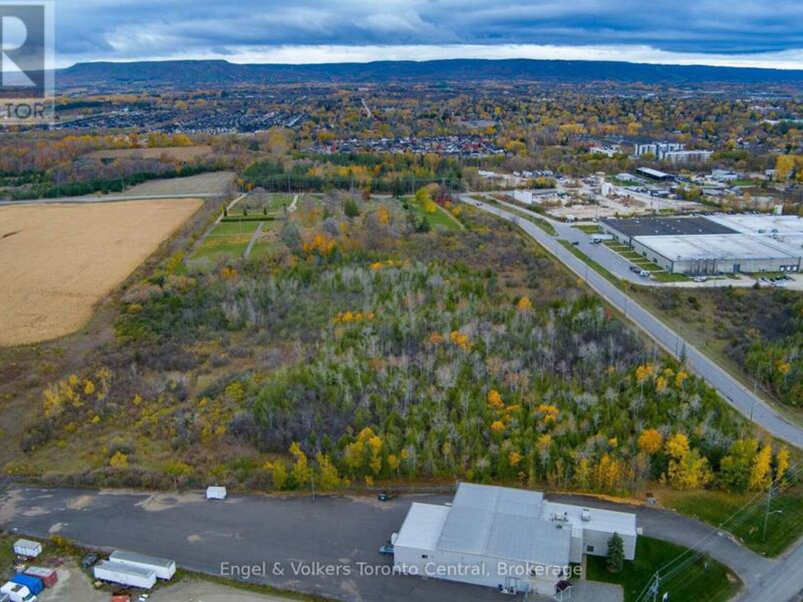 401 RAGLAN STREET, Collingwood, Ontario L9Y 5P9