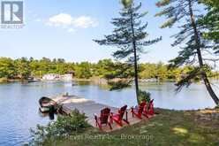 5 SEVERN RIVER 406 | Coldwater Ontario | Slide Image Two