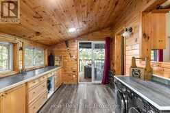 5 SEVERN RIVER 406 | Coldwater Ontario | Slide Image Three