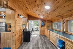 5 SEVERN RIVER 406 | Coldwater Ontario | Slide Image Four