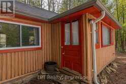 51 CEDAR TRAIL | Georgian Bluffs Ontario | Slide Image Ten