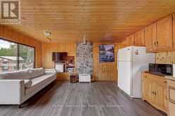 15SR405 SEVERN RIVER SHORE | Coldwater Ontario | Slide Image Thirty