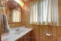 15SR405 SEVERN RIVER SHORE | Coldwater Ontario | Slide Image Thirty-five
