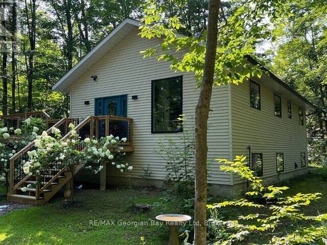 2 BELLE VUE AVENUE Tiny Ontario, L9M 0H5 - 3 Bedrooms Home For Sale