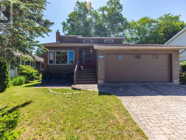 294 ALBERT STREET S Southampton Ontario, N0H 2L0 - 3 Bedrooms Home For Sale