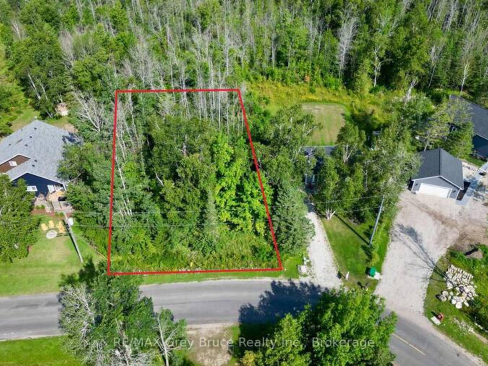 PART 28 MAPLE DRIVE, Miller Lake, Ontario N0H 1Z0