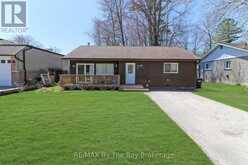84 32ND STREET N | Wasaga Beach Ontario | Slide Image One