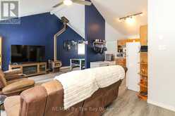 84 32ND STREET N | Wasaga Beach Ontario | Slide Image Four