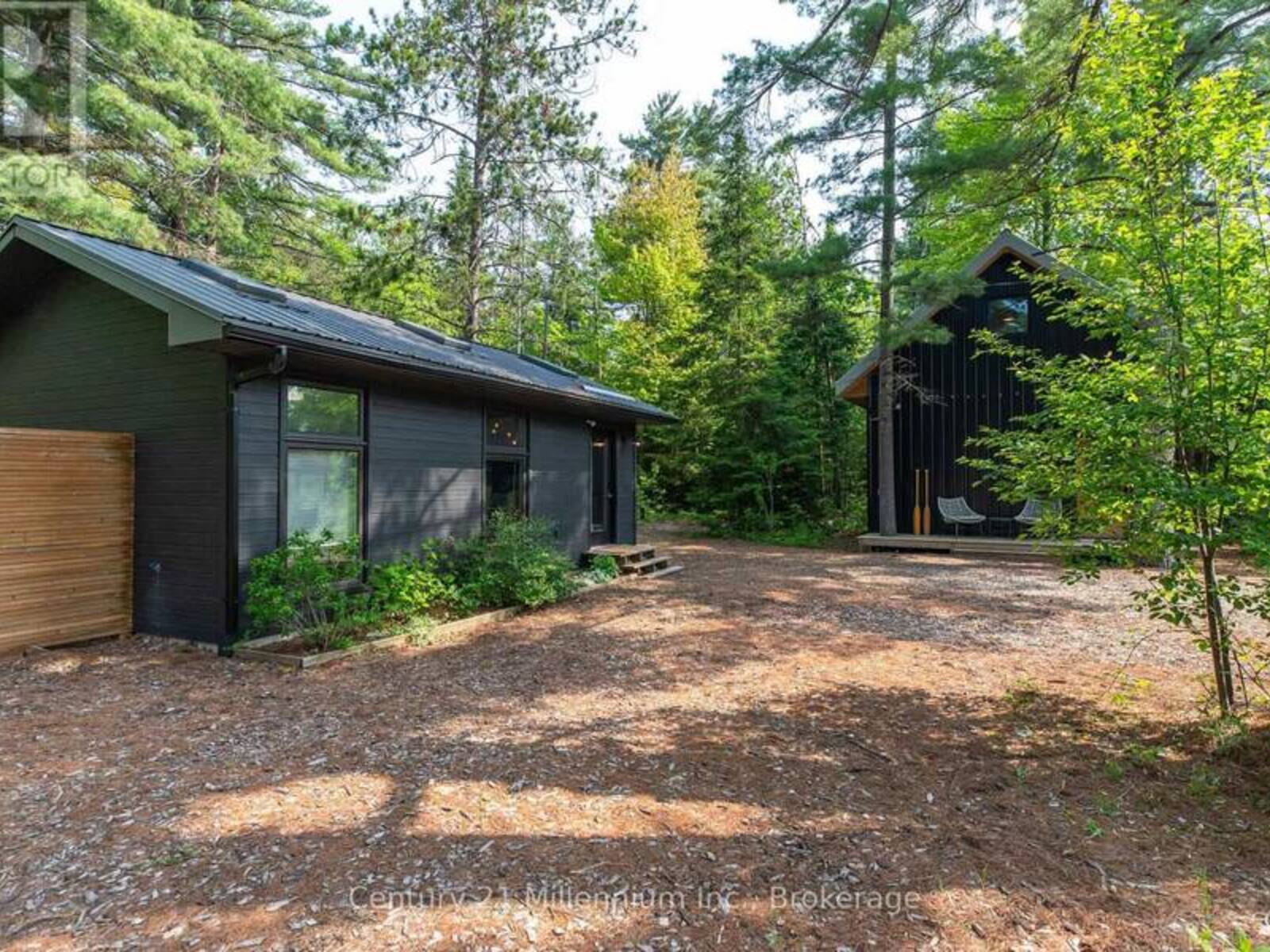204 OGIMAH ROAD, Georgian Bluffs, Ontario N0H 2T0