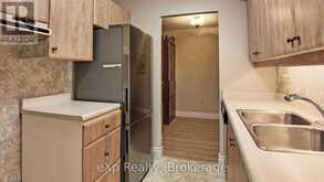 402 - 5 VALLEYSIDE DRIVE | Walkerton Ontario | Slide Image Three
