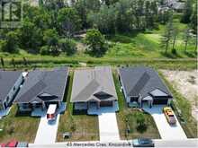 43 MERCEDES CRESCENT | Kincardine Ontario | Slide Image Nineteen