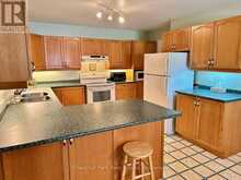 45 PINE RIDGE GATE E | Gravenhurst Ontario | Slide Image Sixteen