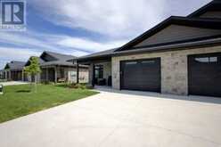 63 CAVALIER CRESCENT | Ripley Ontario | Slide Image Three