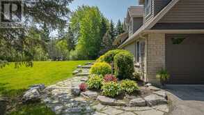 13 PARKLAND DRIVE | Collingwood Ontario | Slide Image Nine