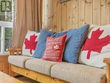 1040 KAHSHE LAKE | Gravenhurst Ontario | Slide Image Ten