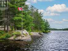 1040 KAHSHE LAKE | Gravenhurst Ontario | Slide Image Thirty-three