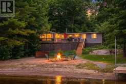 1040 KAHSHE LAKE | Gravenhurst Ontario | Slide Image One