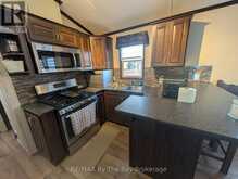 42 TEMAGAMI TRAIL | Wasaga Beach Ontario | Slide Image Sixteen