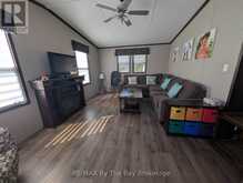 42 TEMAGAMI TRAIL | Wasaga Beach Ontario | Slide Image Seventeen