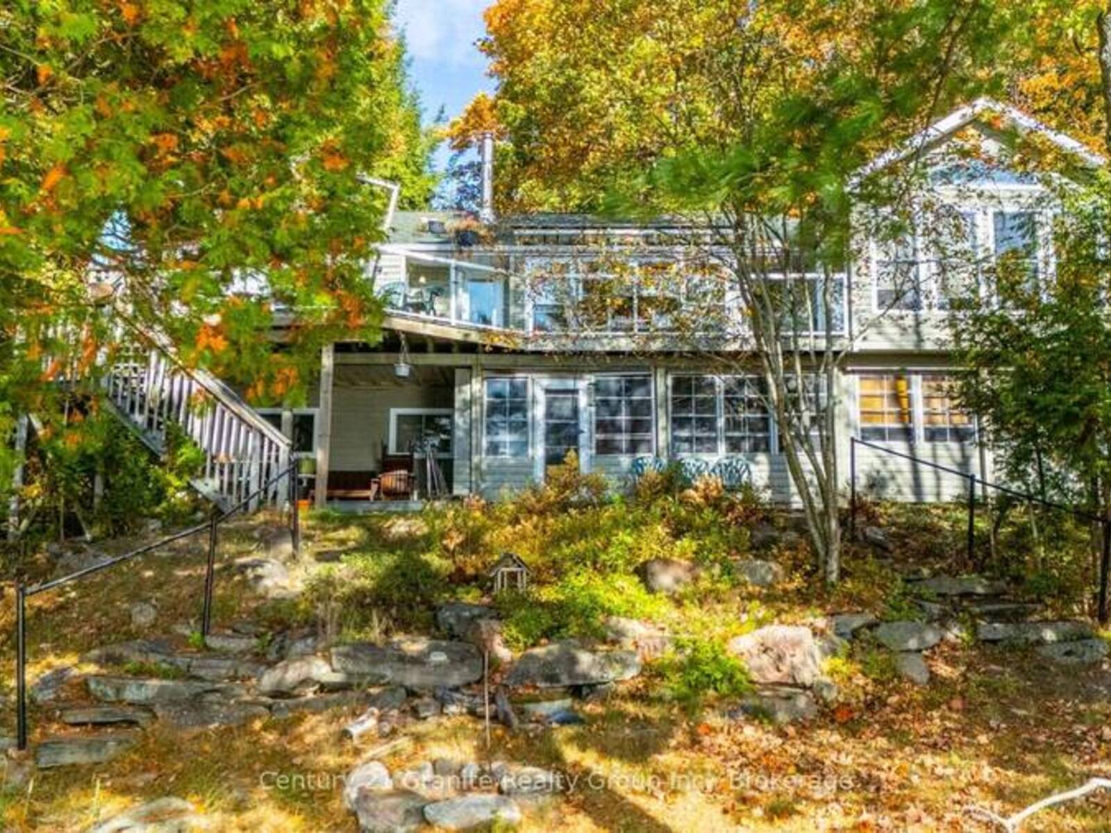 1058 KIPPS LANE, Haliburton, Ontario K0M 1S0