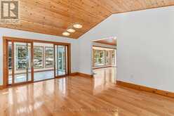 1058 KIPPS LANE | Haliburton Ontario | Slide Image Twenty-two