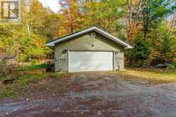 1058 KIPPS LANE | Haliburton Ontario | Slide Image Four