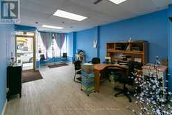 261 9TH STREET E | Owen Sound Ontario | Slide Image Eight