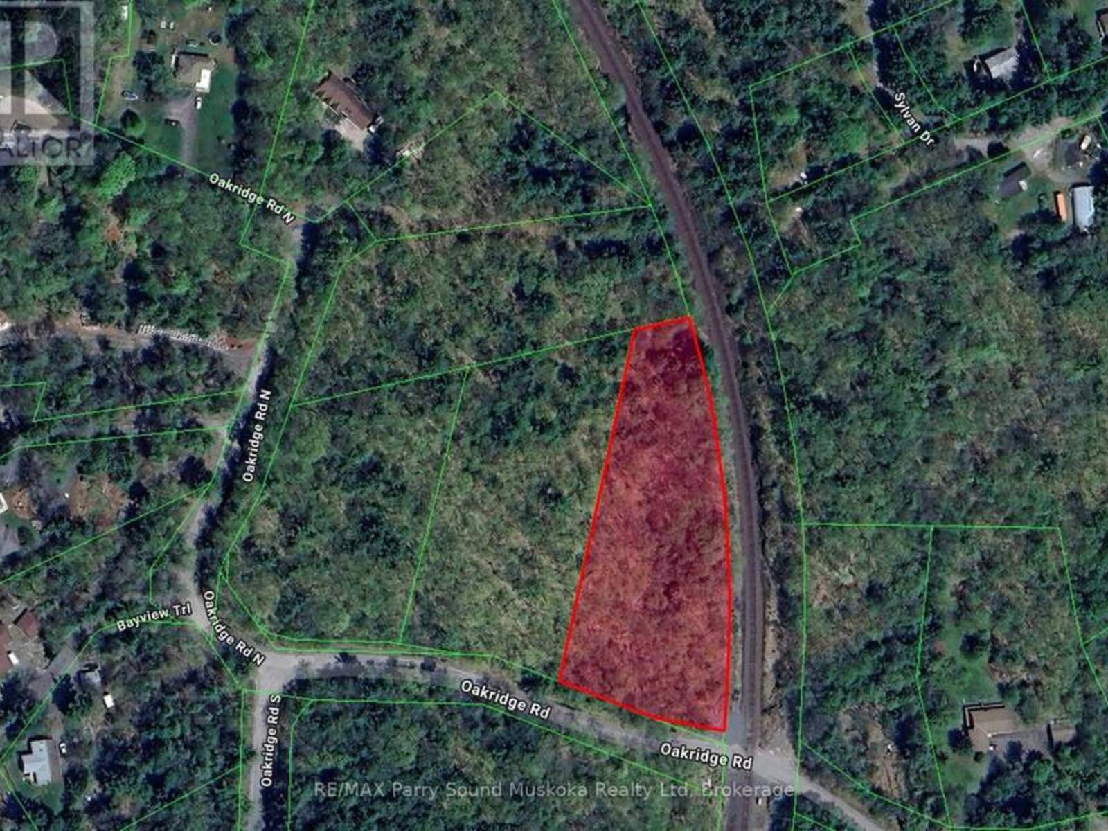 11 OAKRIDGE ROAD N, McDougall, Ontario P2A 2W9