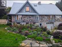 2481 NORTH SHORE ROAD | Haliburton Ontario | Slide Image Forty