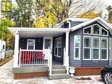 613 OAK CRESCENT | Fergus Ontario | Slide Image One