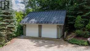 1806 VALLEY ROAD | Huntsville Ontario | Slide Image Thirty-one