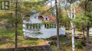 250 & 252 CLEAR LAKE ROAD | Seguin Ontario | Slide Image Six