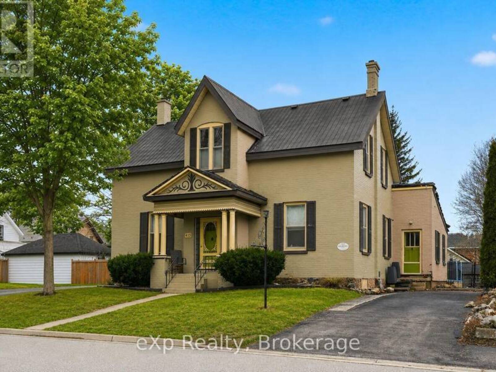 415 GIBSON STREET, Walkerton, Ontario N0G 2V0