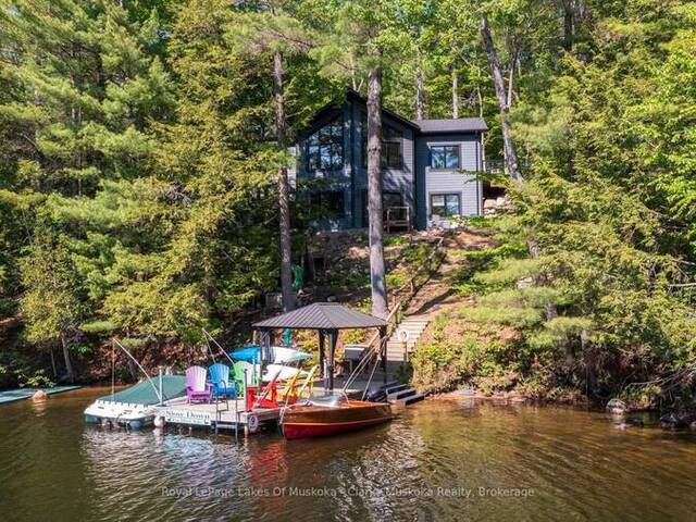 5 - 1062 PENNWOOD ROAD Port Carling Ontario, P0B 1J0 - 5 Bedrooms Waterfront Home For sale