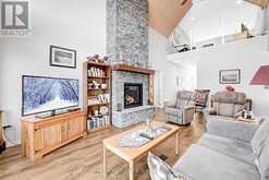 29 QUEEN STREET | Parry Sound Ontario | Slide Image Ten
