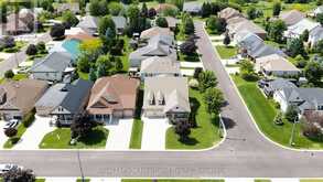 10 MACPHERSON AVENUE | Huron East Ontario | Slide Image Two