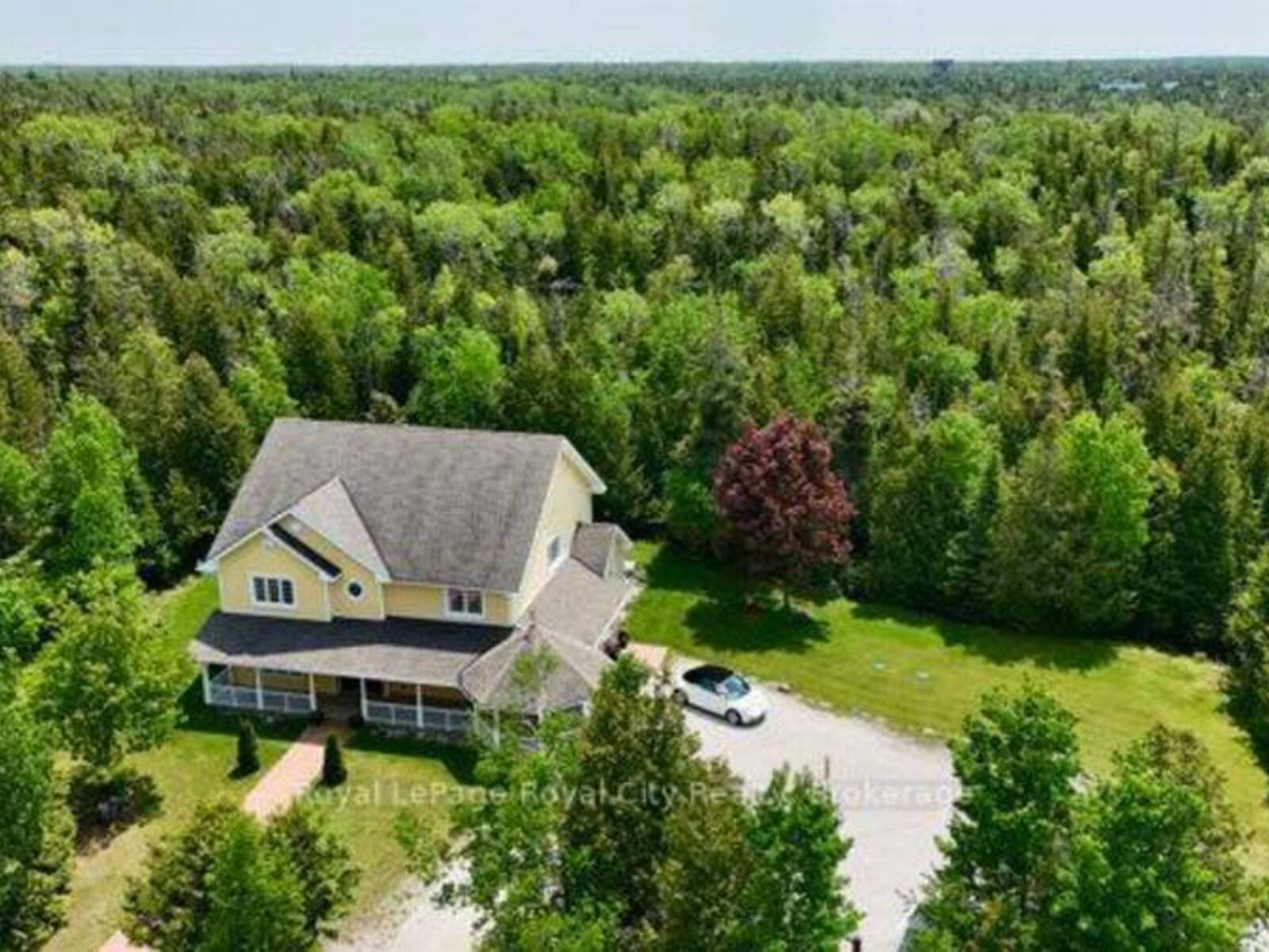 13 ELGIN STREET, Tobermory, Ontario N0H 2R0
