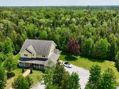 13 ELGIN STREET Tobermory Ontario, N0H 2R0