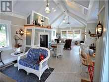 12 INTERVALS - 1020 BIRCH GLEN ROAD | Baysville Ontario | Slide Image Four