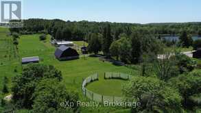 125 LAKE DRIVE | Markdale Ontario | Slide Image One