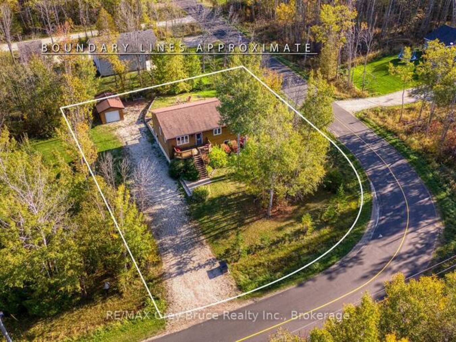 104 MAPLE DRIVE, Miller Lake, Ontario N0H 1Z0